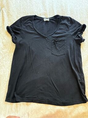 t.la Black V-Neck Pocket Tee Size M